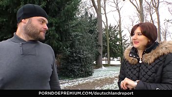 Deutscher Pick-up-Porno einer reifen Frau mit einem üppigen Arsch